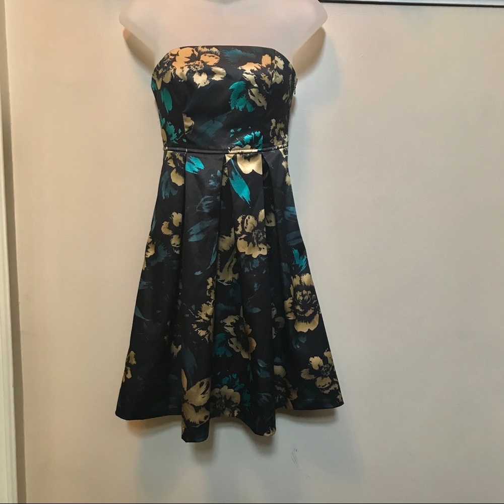 Guess mini
